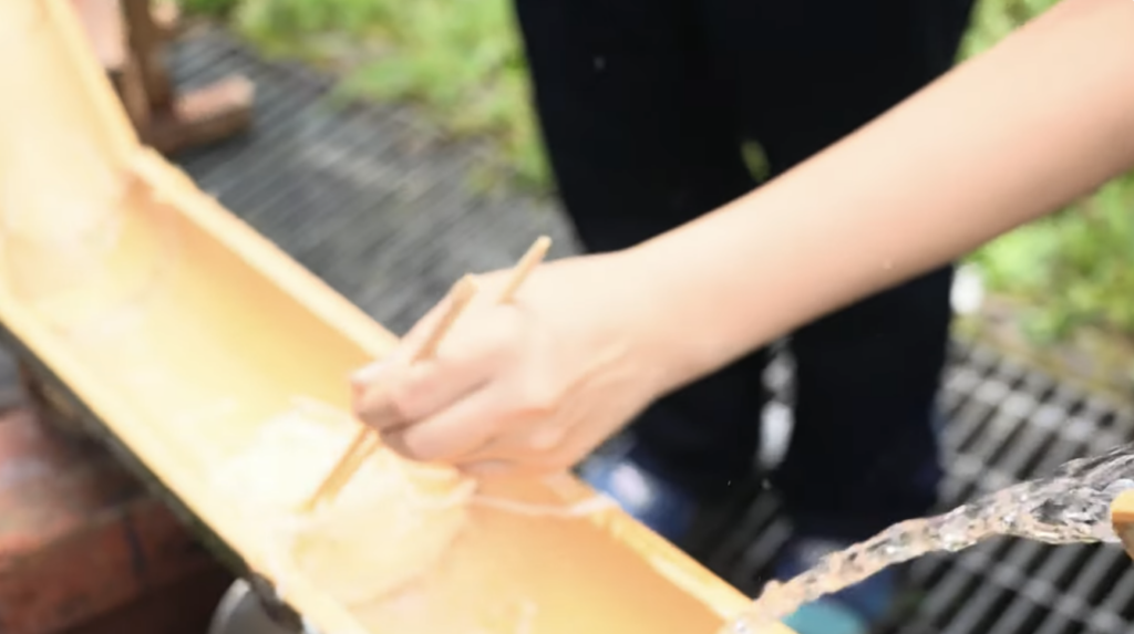 [No.074]ひとすじの流れに